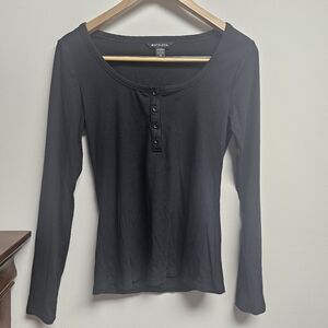Black ATHLETA Henley